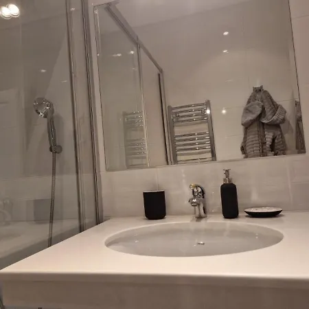 Apartment Sensation 2