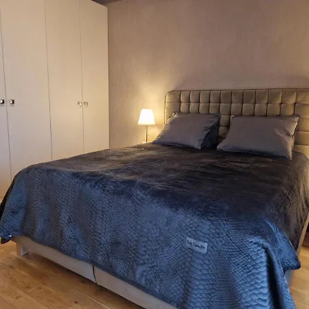 Sensation 2 Saints Constantine and Helena