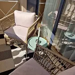 Sensation 2 아파트 *