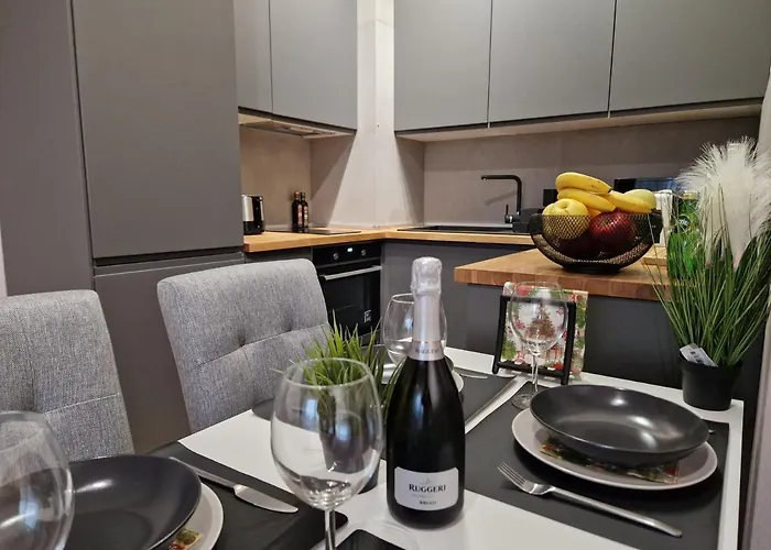 Апартаменты Sensation 2 *